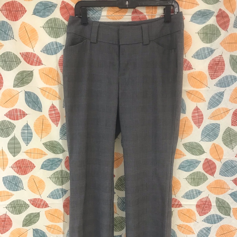 GAP Black and White Plaid SZ 6L EUC